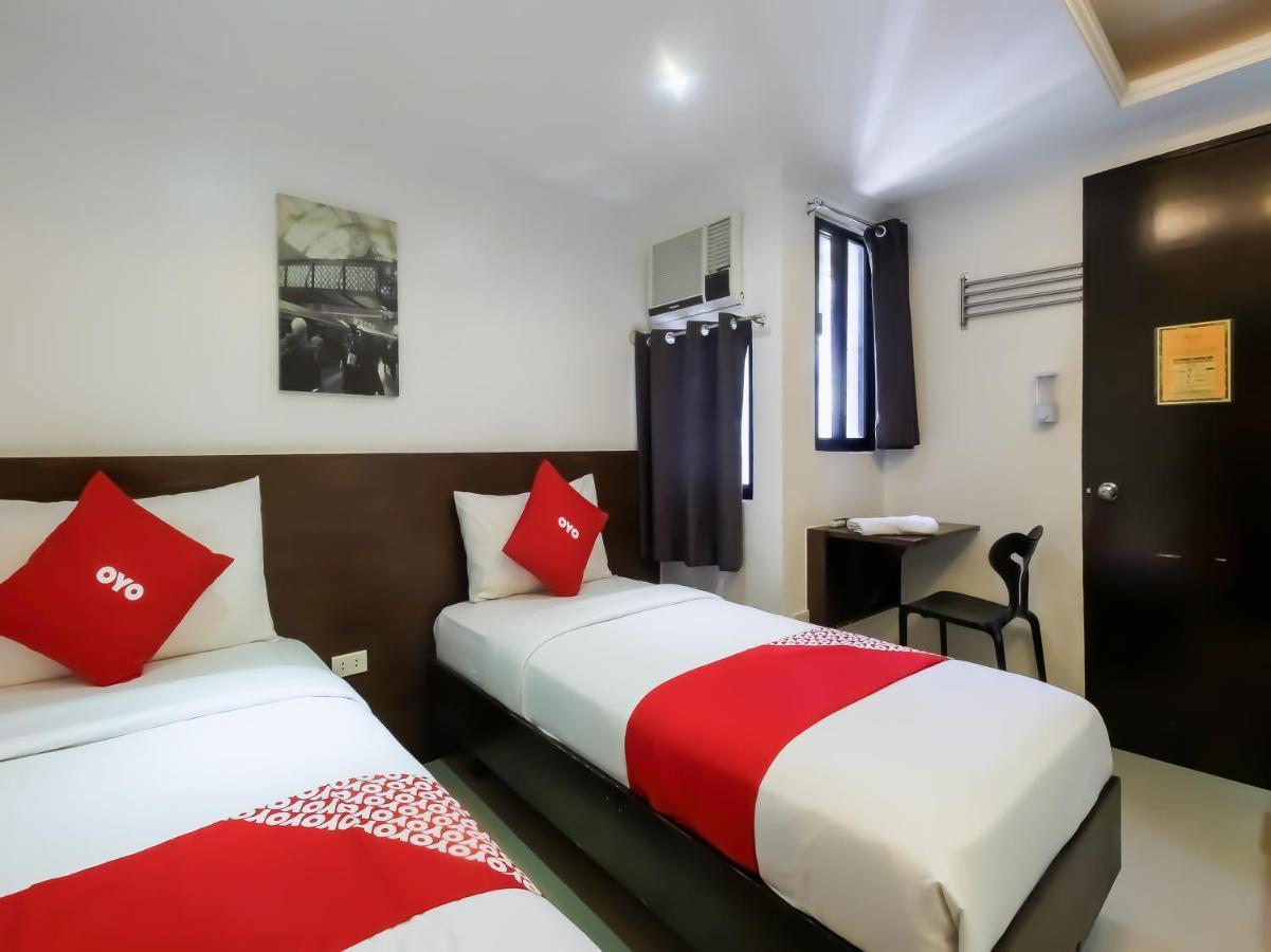 Capital O 860 Nest Nano Suites Makati Makati City Exterior photo